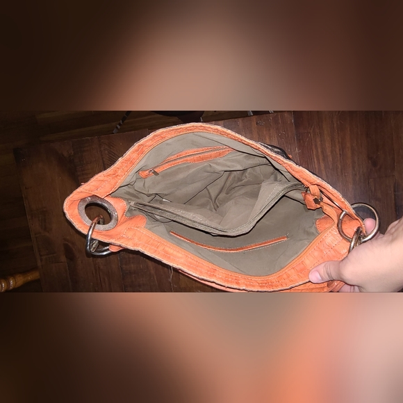 Orange realtree purse - Picture 3 of 3